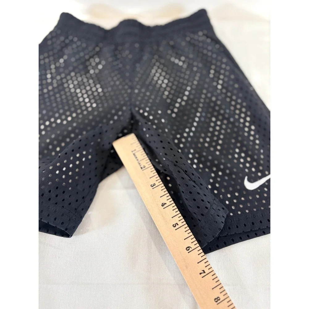 Nike Athletic Mesh Shorts Spandex Lining Black White DRI-FIT Youth Size Medium M